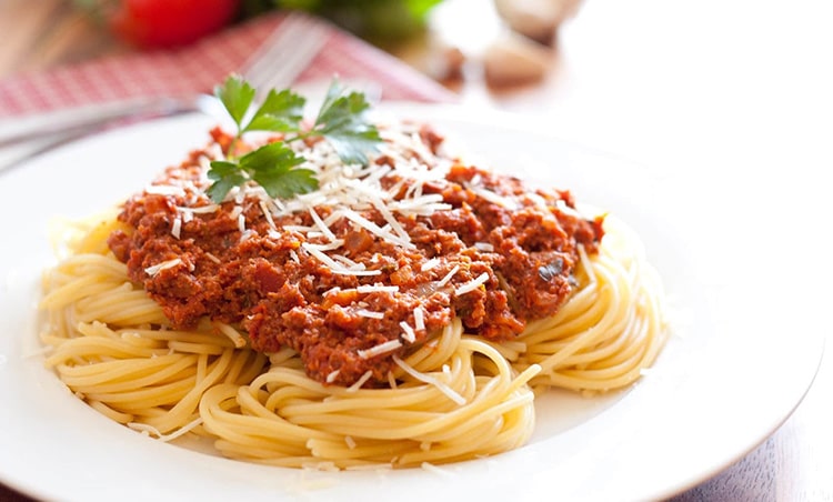spaghetti-with-meat-sauce11-min